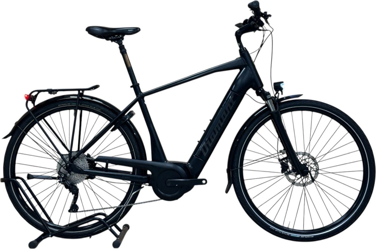 produit reconditionné . Diamant Mandara Deluxe+ Shimano Deore 2022 . Vélo électrique . Diamant . très bon état