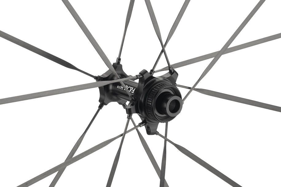 Roue avant NEWMEN Streem A.49 VONOA 622 15h FADE R SP CL 12x100 carbone
