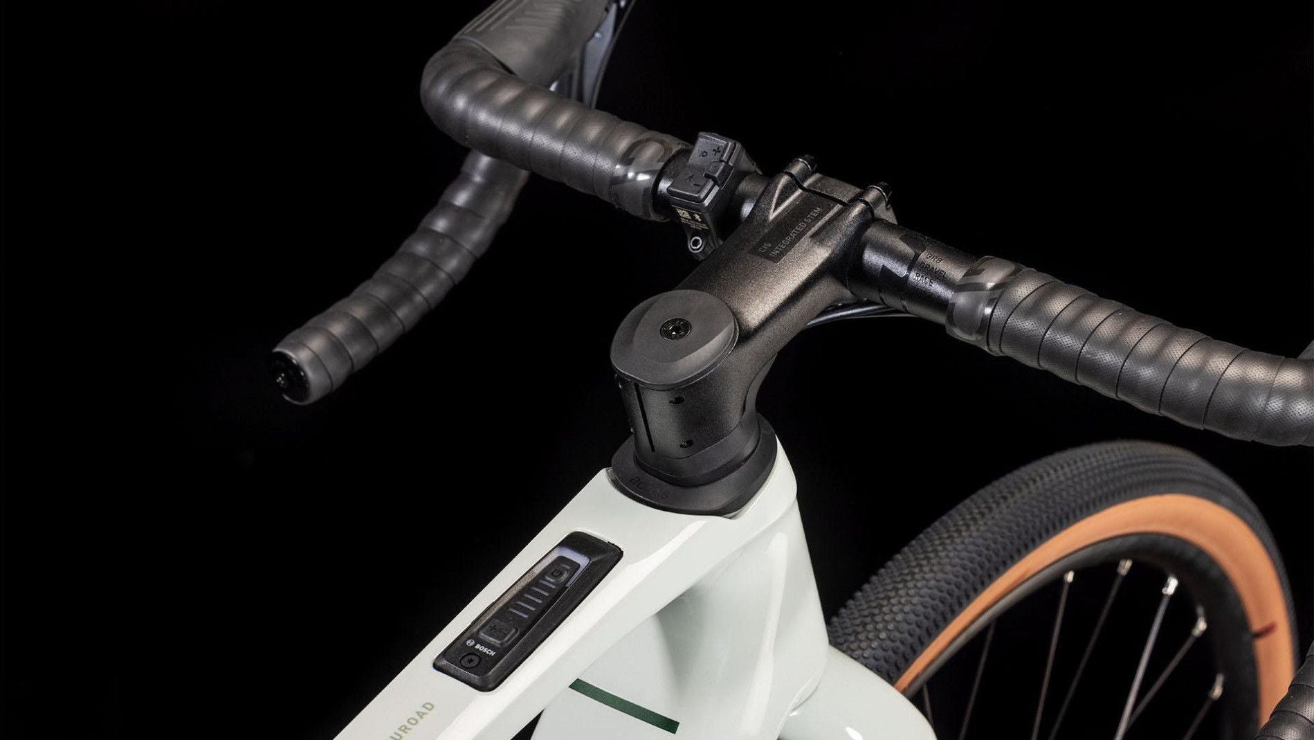 Vélo CUBE Nuroad Hybrid C:62 Race 400X desertstone´n´green 2025