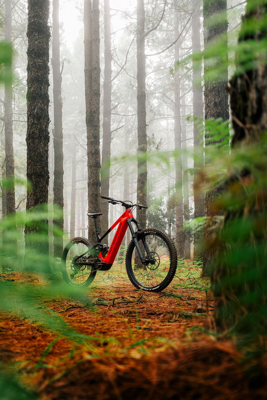 VTT Électrique Tout-Suspendu Mondraker Level R 12V 800 Wh MX Bosch 100Nm (29/27.5'') Rouge/Noir 2026