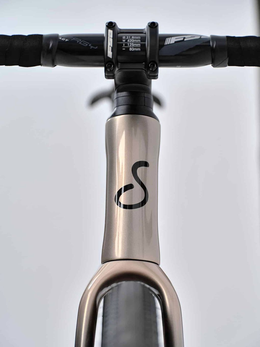 Vélo de Gravel Stajvelo Roccheta Allroad Shimano Ultegra Di2 12v Beige 2025