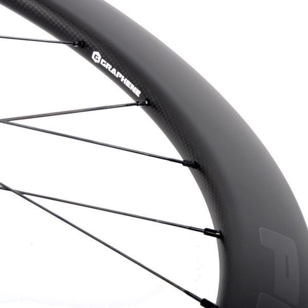 Paire de roues Progress Space Disc Boyau Noir | 12x100/12x142 mm | Center Lock | Campagnolo