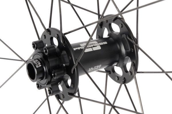 Paire de roues Progress REVO 26” | 9x100/9x135 mm | 6 Trous | Shimano Microspline
