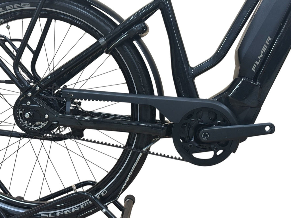 produit reconditionné . Flyer Upstreet3 7.23 Comfort Enviolo 2022  . Vélo électrique . Flyer . très bon état