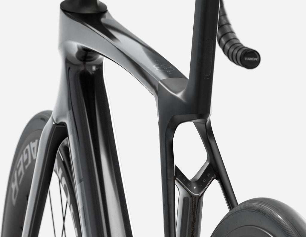 Vélo de Route Trek Madone SL 6 Shimano 105 Di2 12V 700 mm Noir Gén. 8