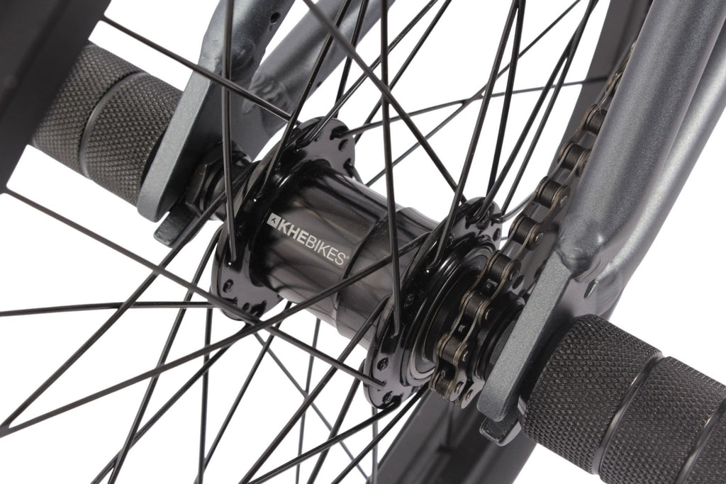 BMX adulte STYLUS V2 argent 20 pouces 8.9 kg