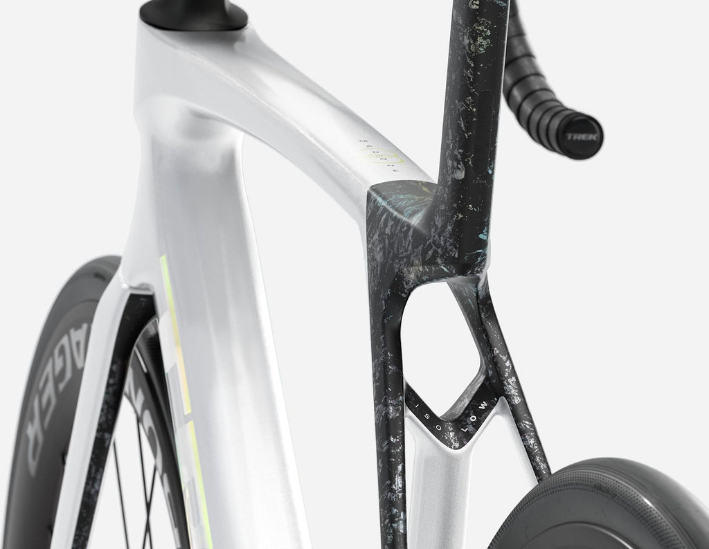 Vélo de Route Trek Madone SL 6 Shimano 105 Di2 12V 700 mm Blanc Gén. 8