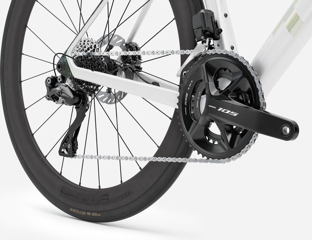 Vélo de Route Trek Madone SL 6 Shimano 105 Di2 12V 700 mm Blanc Gén. 8