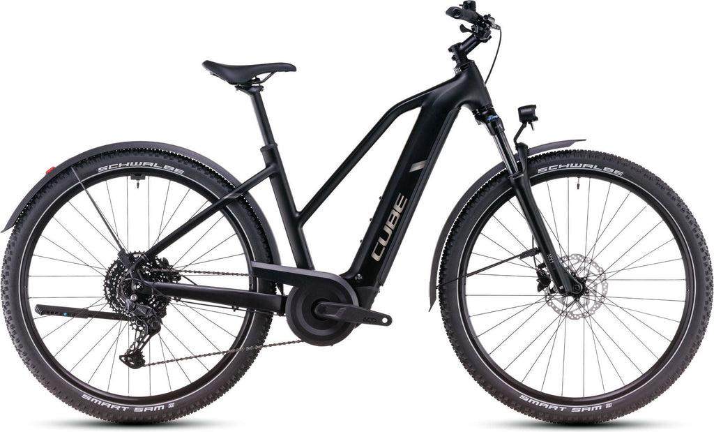VTC Électrique Cube Nuride Hybrid Pro 600 Allroad Trapeze Shimano Cues 10V 600 Wh 29'' Noir 2025