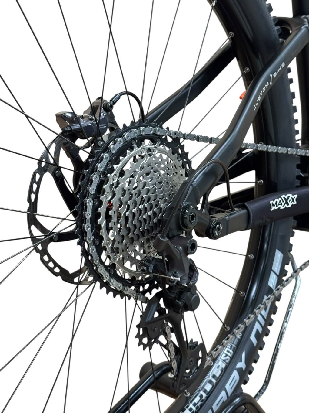 produit reconditionné . MAXX Fab4 Shimano XT 2023 . VTT électrique . MAXX . très bon état