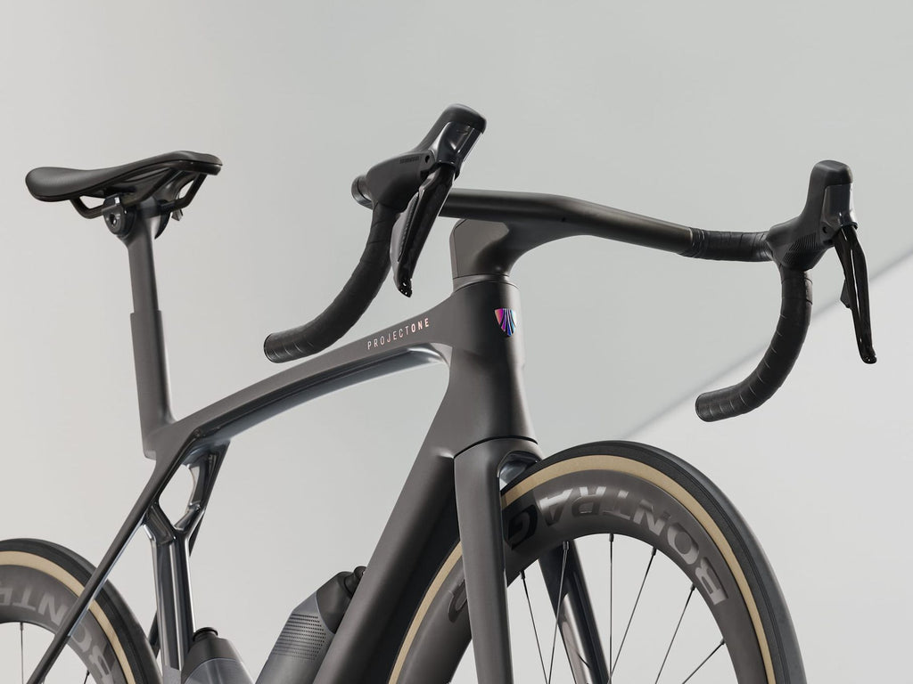 Vélo de Route Trek Madone SLR 7 Shimano Ultegra Di2 12V 700 mm Noir Gén. 8