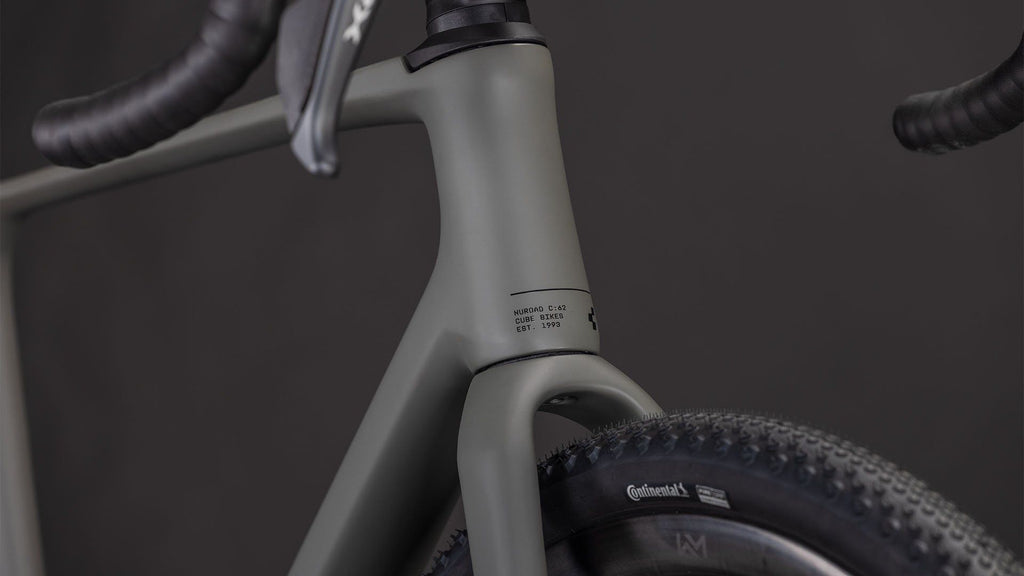Vélo de Gravel Cube Nuroad C:62 EX Shimano GRX Di2 12V 700 mm Gris Old 2026
