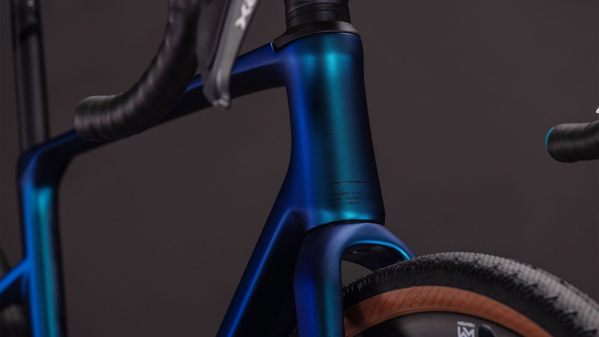 Vélo de Gravel Cube Nuroad C:62 Race Shimano GRX Di2 12V 700 mm Bleu Nebula 2026