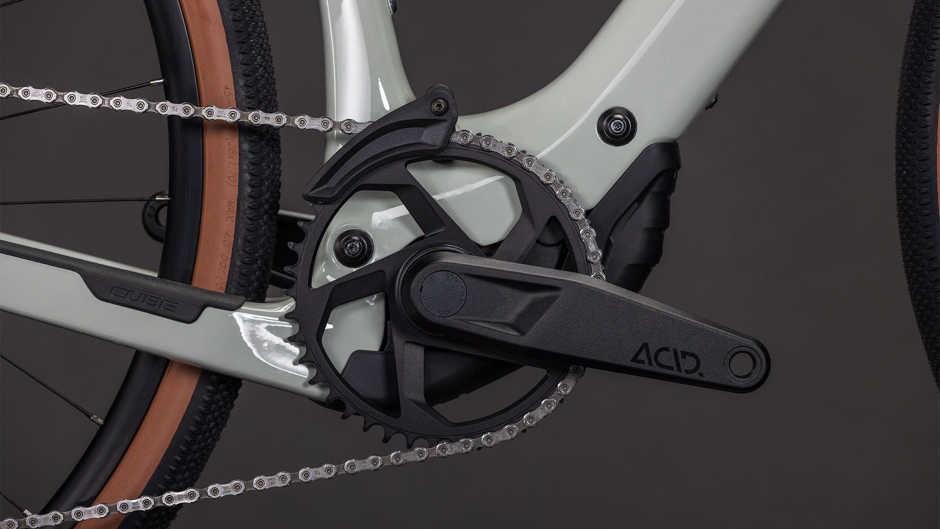 Vélo de Gravel Électrique Cube Nuroad Hybrid C:62 Race 400X Shimano GRX 12V 400 Wh 700 mm Vert Beige Reed 2026