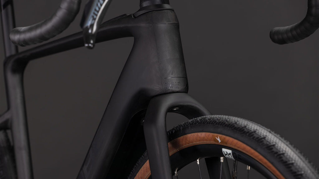 Vélo de Gravel Électrique Cube Nuroad Hybrid C:62 EXC 400X Sram Rival XPLR AXS 13V 400 Wh 700 mm Noir Blackline 2026
