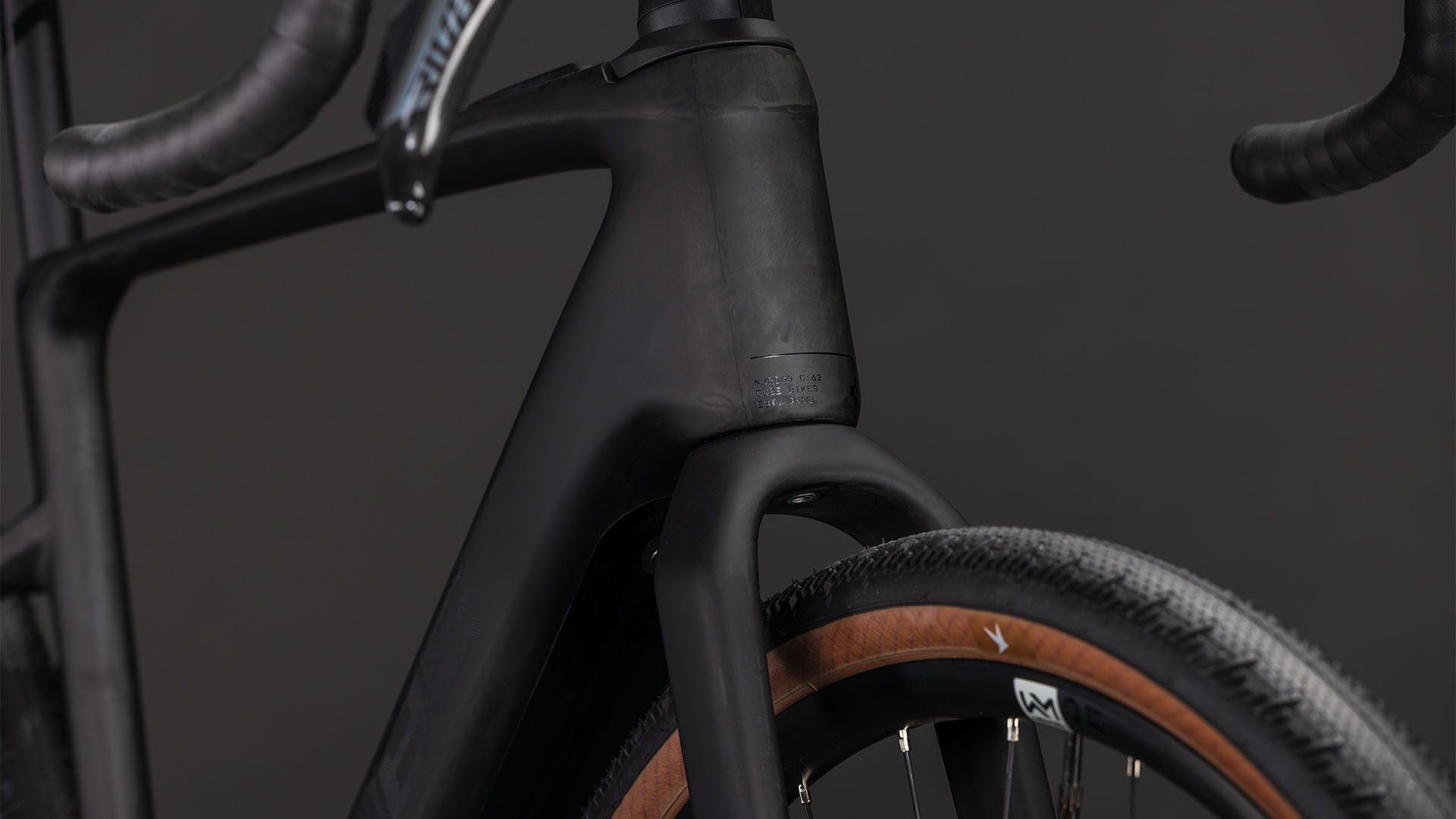 Vélo de Gravel Électrique Cube Nuroad Hybrid C:62 EXC 400X Sram Rival XPLR AXS 13V 400 Wh 700 mm Noir Blackline 2026