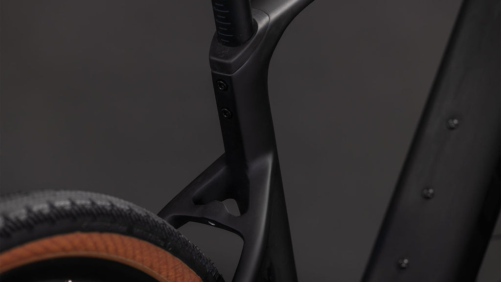 Vélo de Gravel Électrique Cube Nuroad Hybrid C:62 EXC 400X Sram Rival XPLR AXS 13V 400 Wh 700 mm Noir Blackline 2026