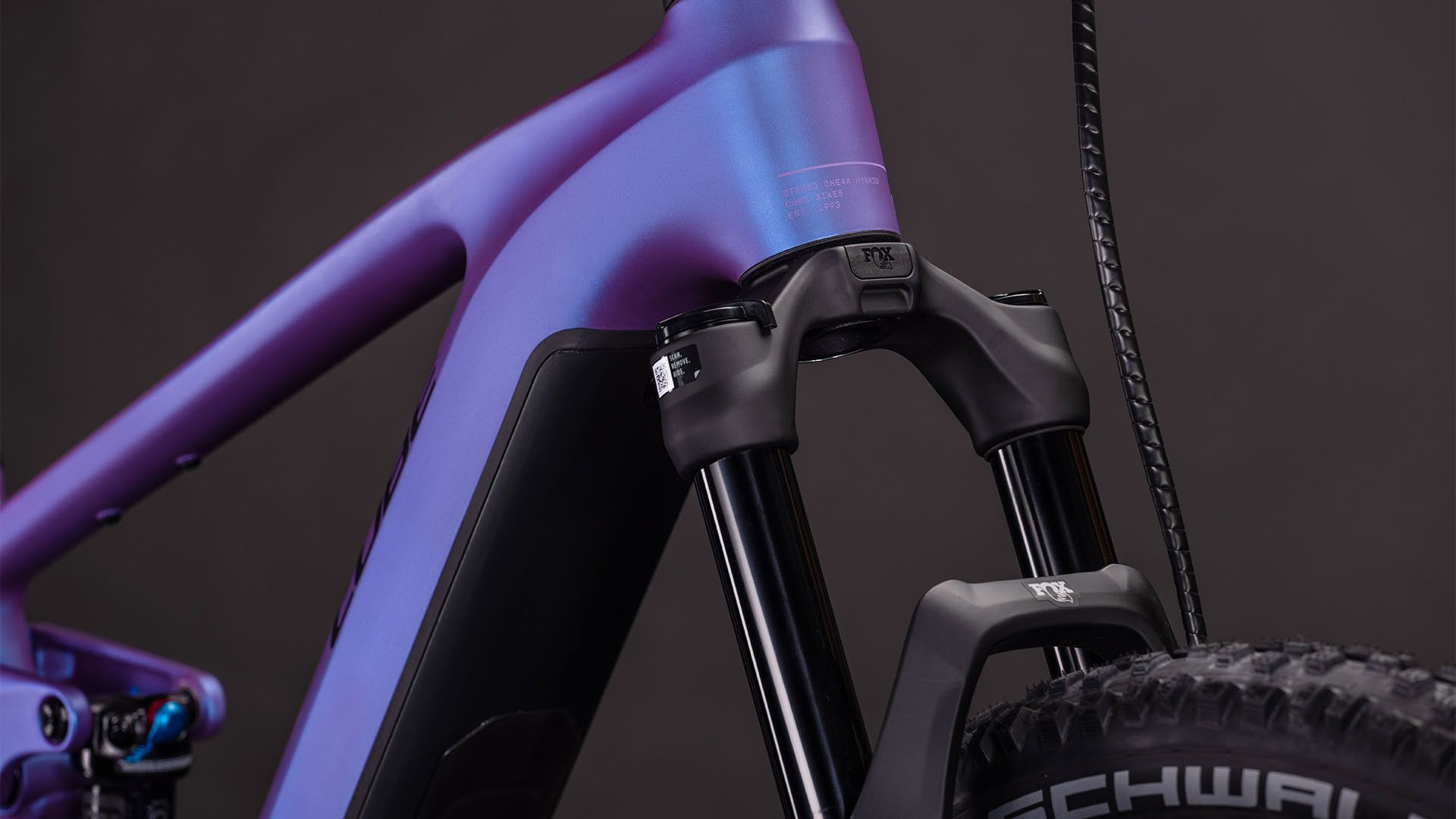 VTT Électrique Tout-Suspendu Cube Stereo Hybrid One44 EXC 800 12V 800 Wh Bosch 120 Nm 29'' Bleu Iris Violet 2026