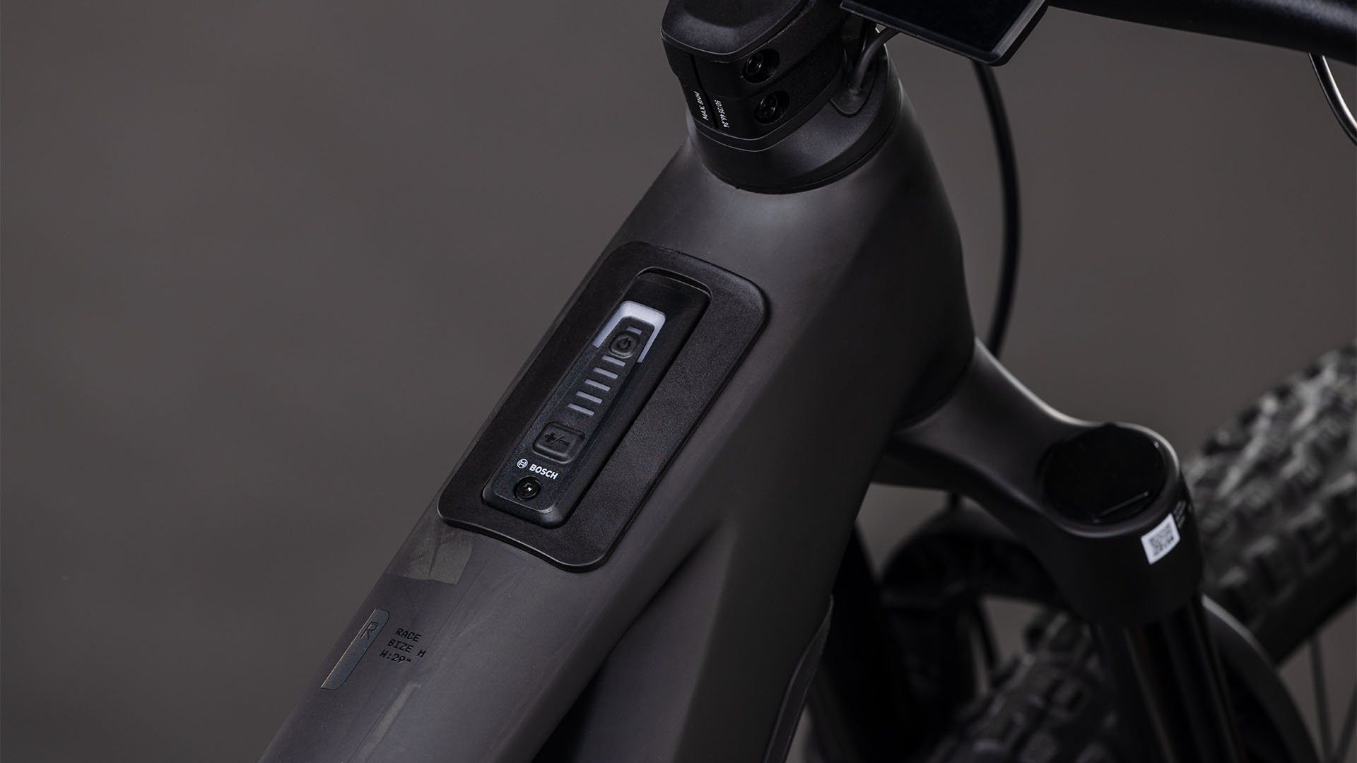 VTT Électrique Tout-Suspendu Cube Stereo Hybrid One44 HPC Race 800 12V 800 Wh Bosch 120 Nm 29'' Noir Blackline 2026