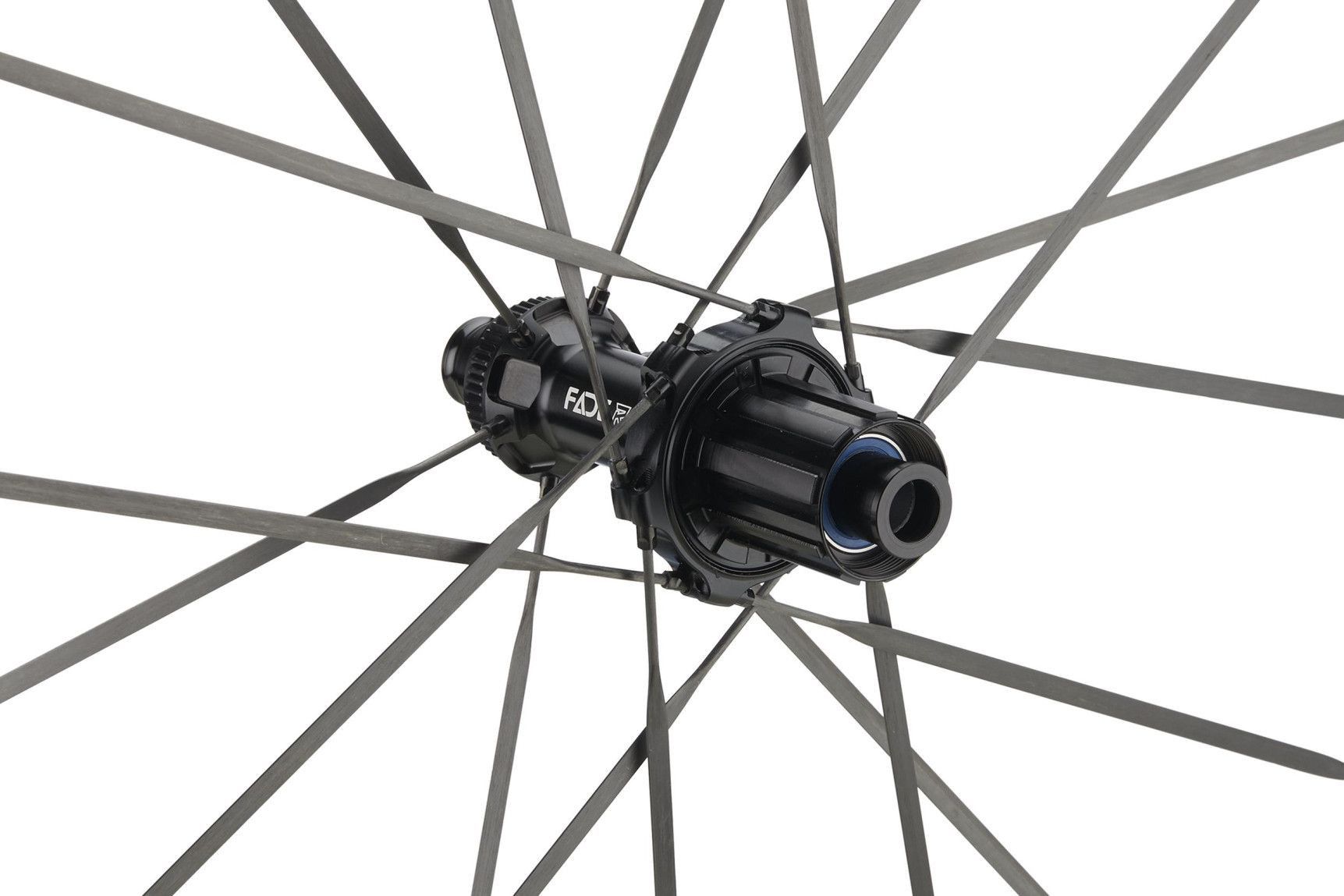 Roue arrière NEWMEN Streem S.66 VONOA 622 18h FADE R SP CL 12x142 SH