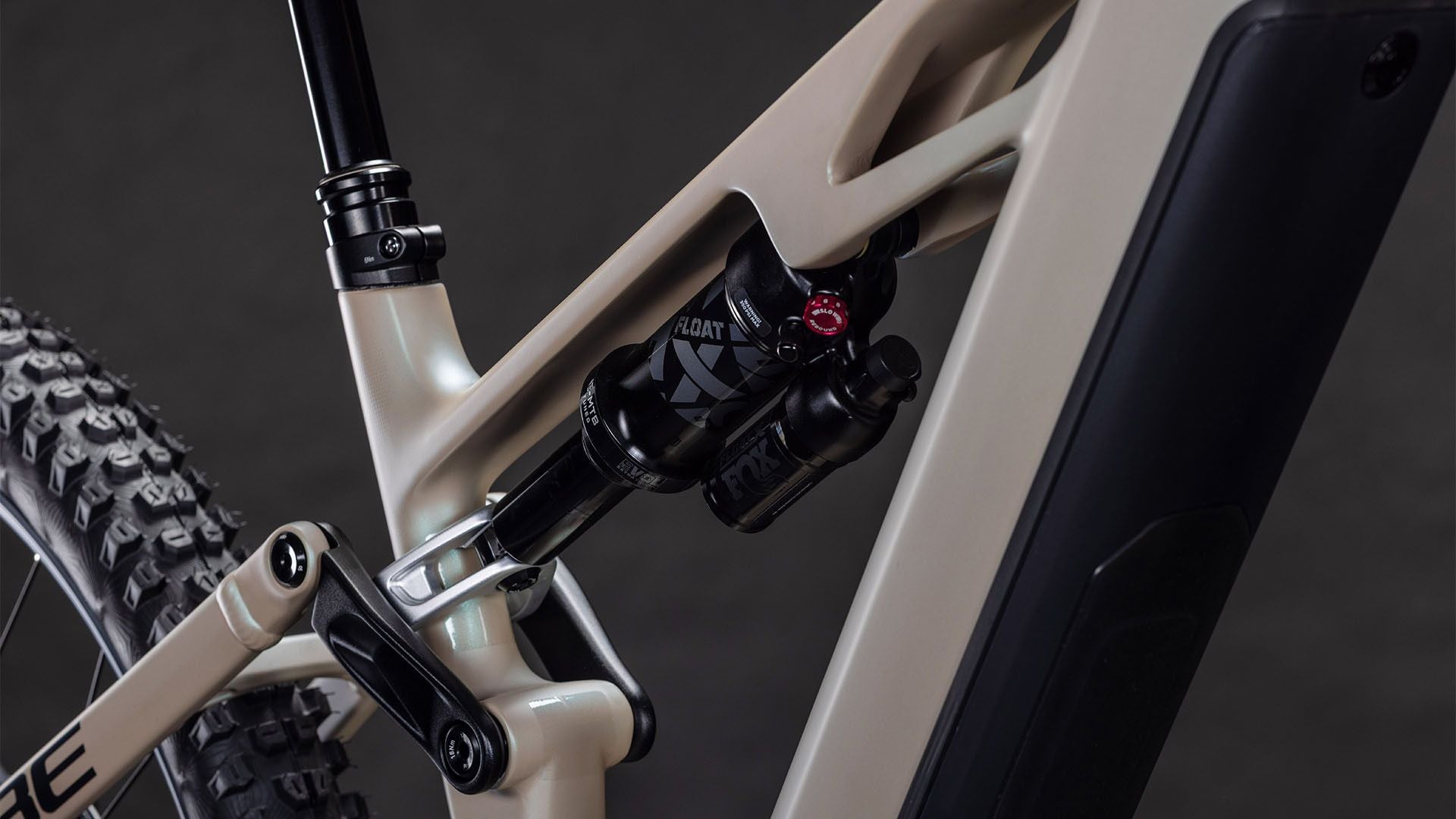 VTT Électrique Tout-Suspendu Cube Stereo Hybrid One77 HPC SLX 800 12V 800 Wh Bosch 120 Nm 29''/27.5'' Beige Glint Sand 2026
