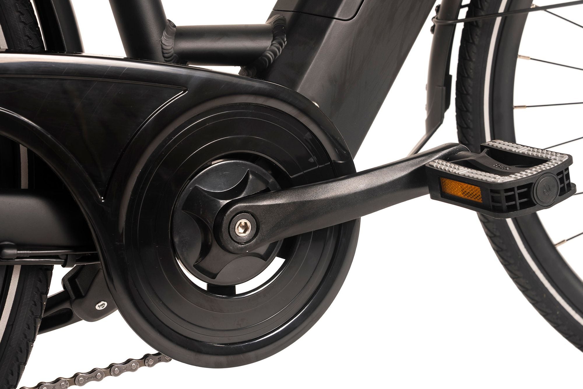 Vélo de ville électrique Adore 28 aluminium citybike Cv-180 moteur arrière 50nm / 15Ah noir mat