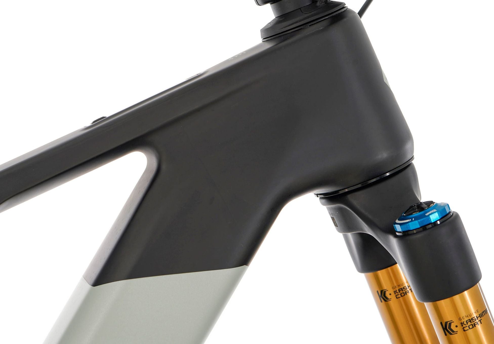 VTT Électrique Tout-Suspendu Megamo Flame CRB 05 12V 800 Wh Bosch 120 Nm 29'' Vert sauge / Noir 2026
