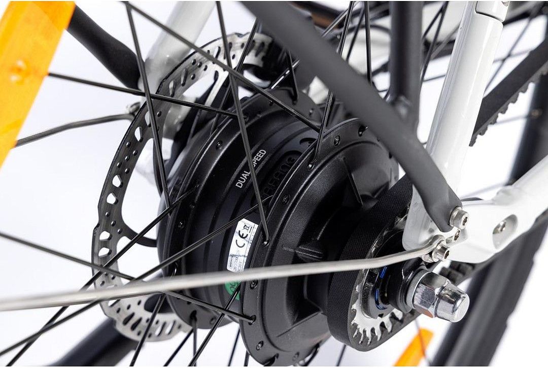 Vélo Ville, transmission Automatique avec courroie, Moteur BAFANG DUAL Speed