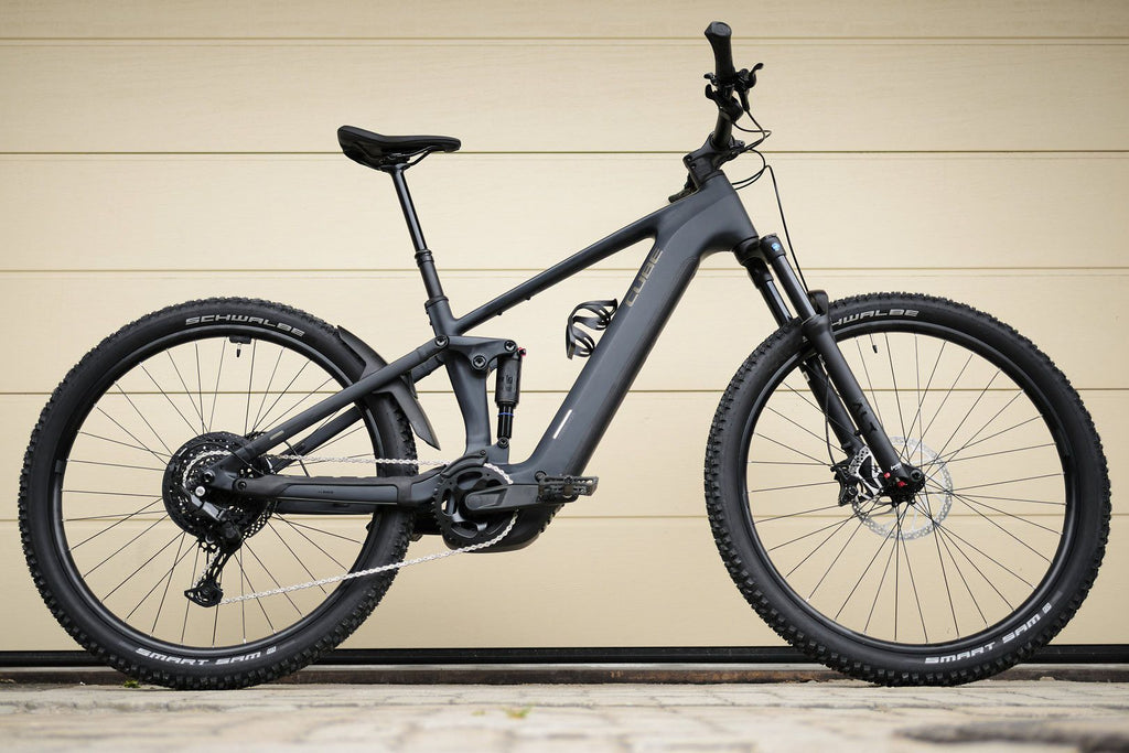 VTT Électrique Tout-Suspendu Cube Stereo Hybrid One22 Pro 600 10V 600 Wh Bosch 120 Nm 29'' Noir Bleu Night 2026