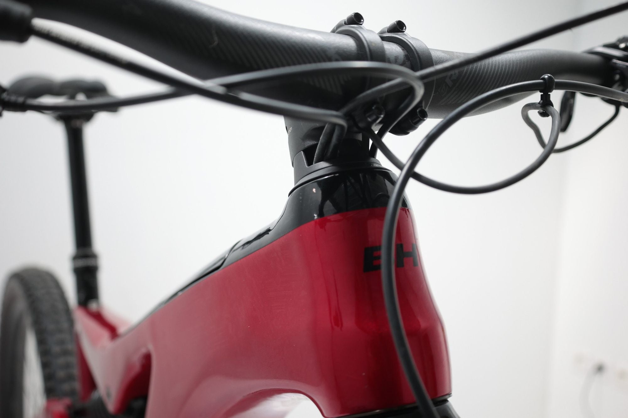 Produit Reconditionné · VTT électrique BH AtomX Lynx Carbon Pro 9.9 720Wh 2023 · Bon état