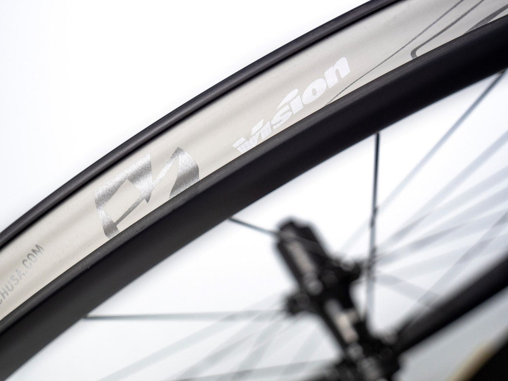 Paire de Roues Vision SC 45 Disc Tubeless 700mm | 12x100 - 12x142 | CenterLock + Pneus