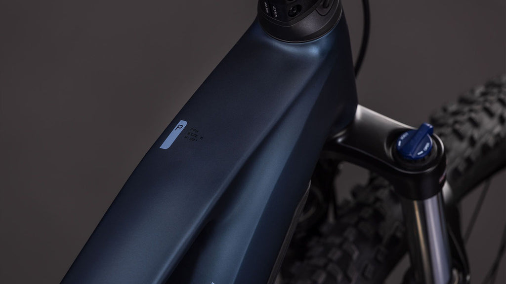 VTT Électrique Cube Reaction Hybrid Performance 600 Shimano 9V 600 Wh Bosch 75 Nm 29'' Bleu Indigo 2026