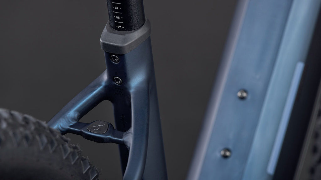 VTT Électrique Cube Reaction Hybrid Performance 600 Easy Entry Shimano 9V 600 Wh Bosch 75 Nm 27.5'' Bleu Indigo 2026