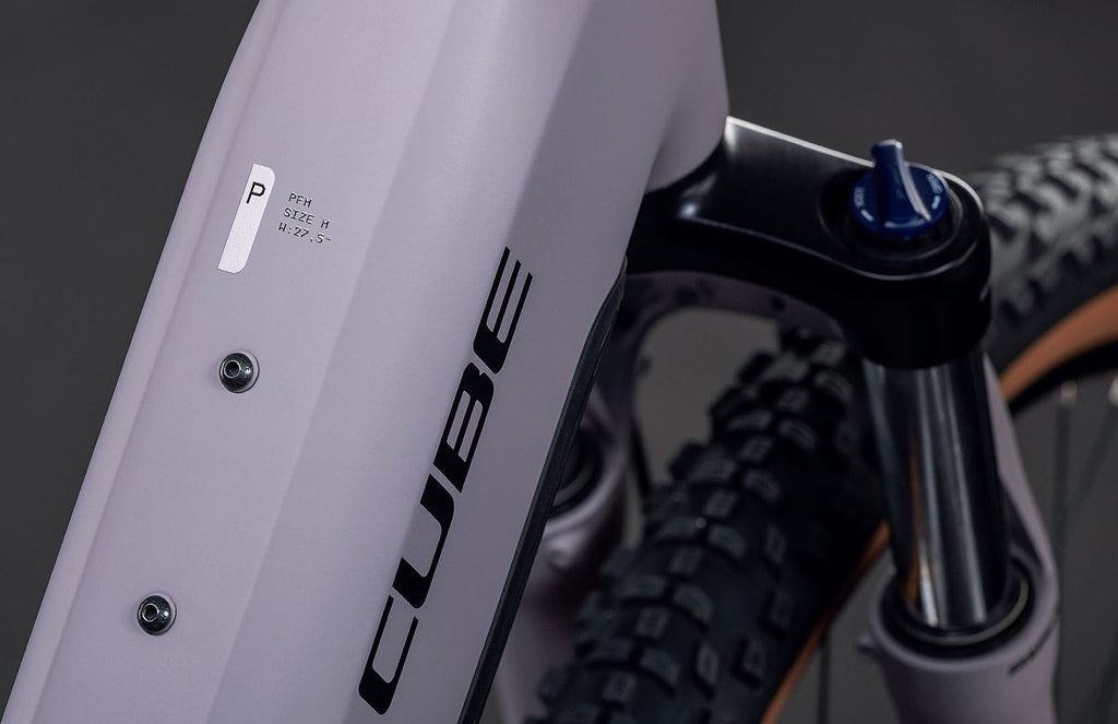 VTT Électrique Cube Reaction Hybrid Performance 600 Easy Entry Shimano 9V 600 Wh Bosch 75 Nm 27.5'' Gris Violet Plum 2026