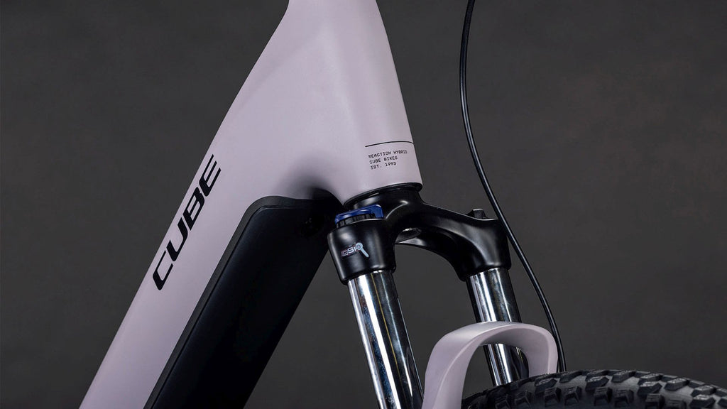 VTT Électrique Cube Reaction Hybrid Performance 600 Easy Entry Shimano 9V 600 Wh Bosch 75 Nm 27.5'' Gris Violet Plum 2026