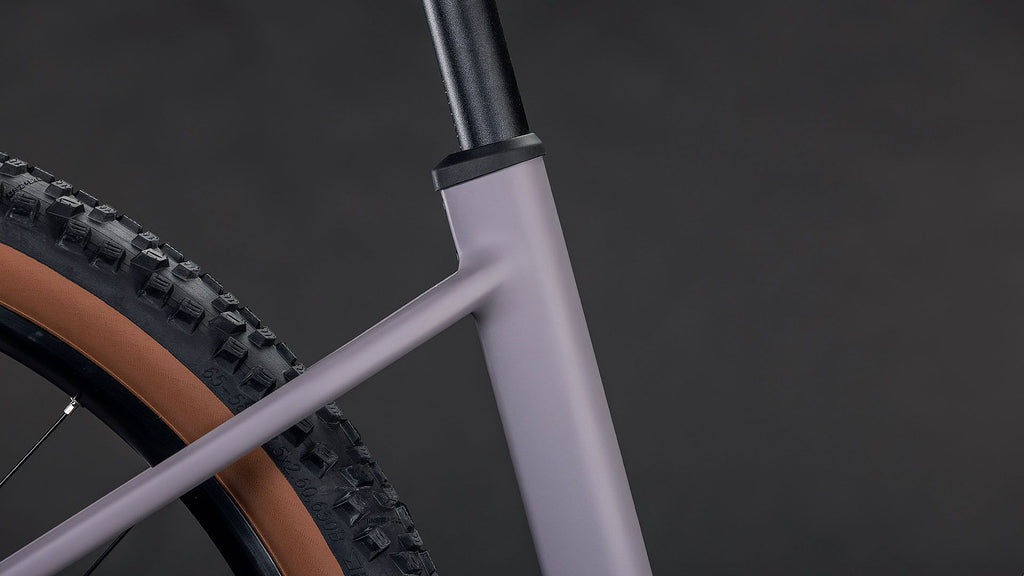 VTT Électrique Cube Reaction Hybrid Performance 600 Easy Entry Shimano 9V 600 Wh Bosch 75 Nm 27.5'' Gris Violet Plum 2026