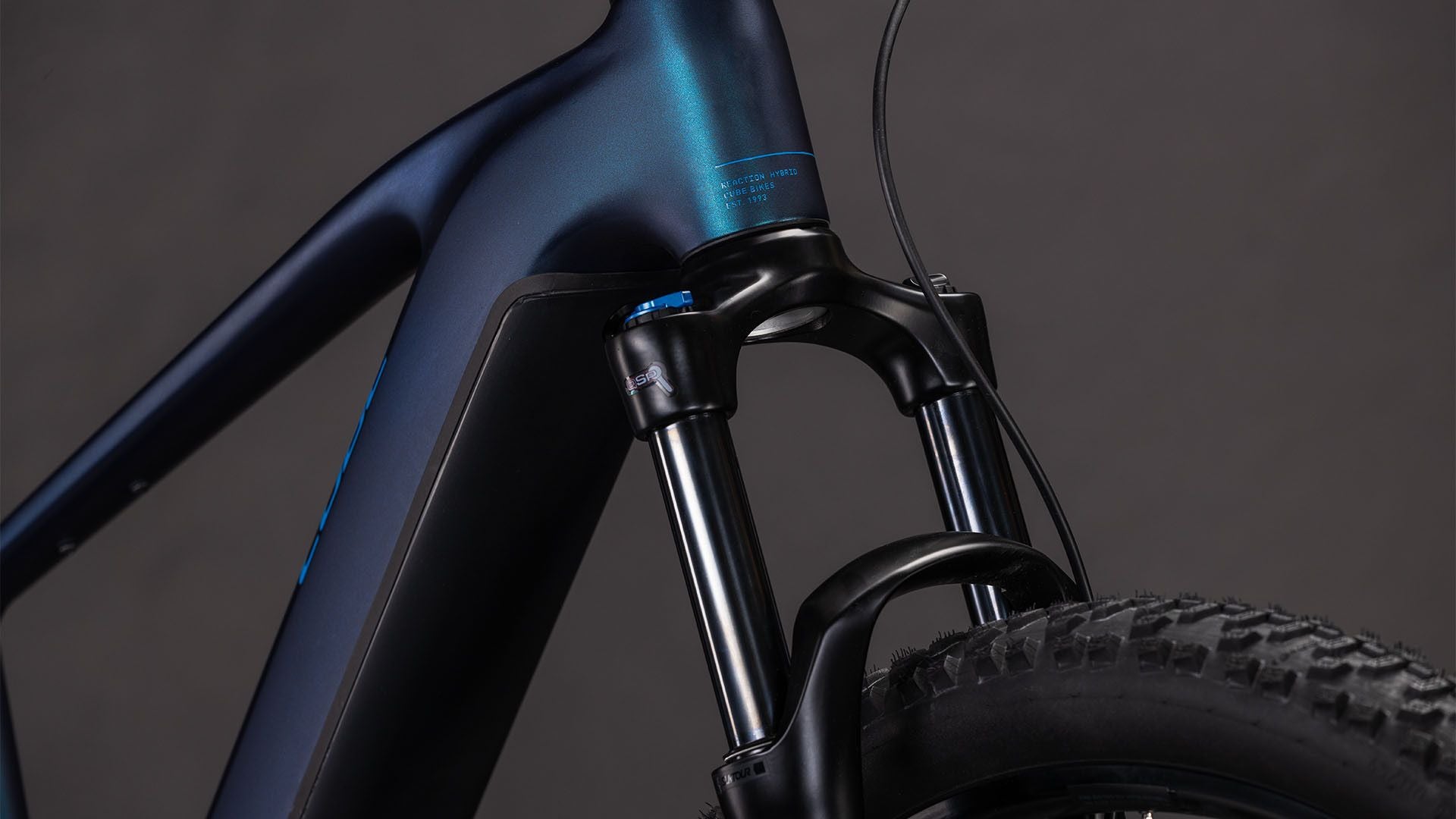 VTT Électrique Semi-Rigide Cube Reaction Hybrid Pro 800 Shimano 12V 800 Wh Bosch 120 Nm 27.5'' Bleu Nebular 2026