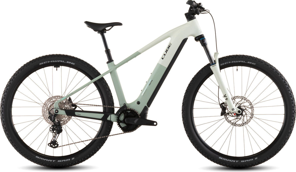 VTT Électrique Semi-Rigide Cube Reaction Hybrid Pro 800 Shimano 12V 800 Wh Bosch 120 Nm 29'' Beige Desert Stone Vert Dried Herbs 2026