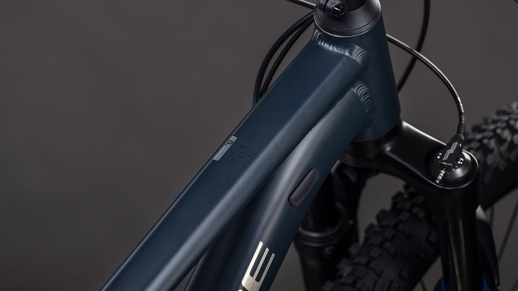 VTT Semi-Rigide Cube Attention Pro Shimano 12V 29'' Noir Bleu Night 2026