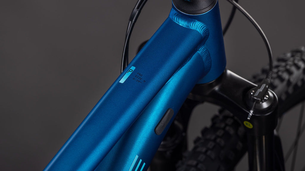 VTT Semi-Rigide Cube Attention Pro Shimano 12V 29'' Bleu Electric 2026