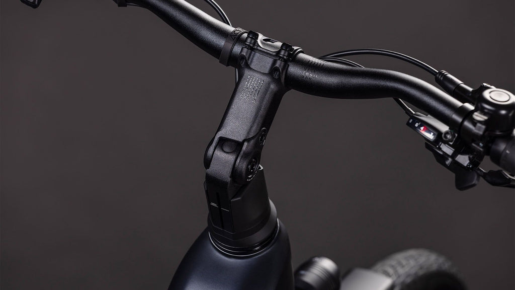 VTC Électrique Cube Touring Hybrid One 600 Easy Entry Shimano Cues 9V 600 Wh 700 mm Noir Coal 2026