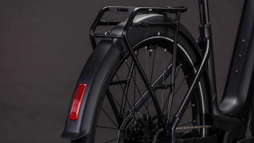 VTC Électrique Cube Touring Hybrid One 600 Easy Entry Shimano Cues 9V 600 Wh 700 mm Noir Coal 2026