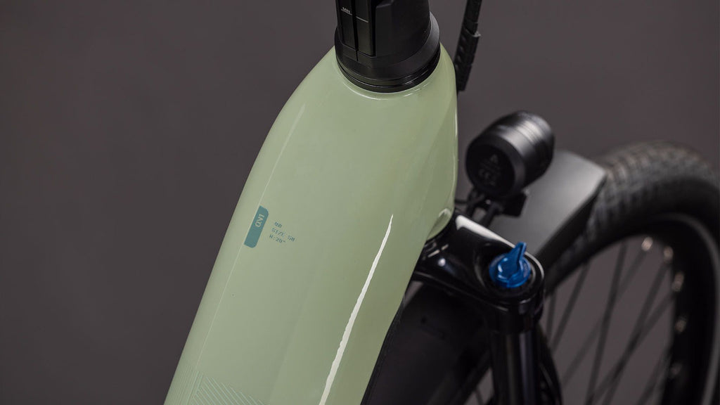 VTC Électrique Cube Kathmandu Hybrid One 800 Easy Entry Shimano Cues 10V 800 Wh 700 mm Vert Pea 2026