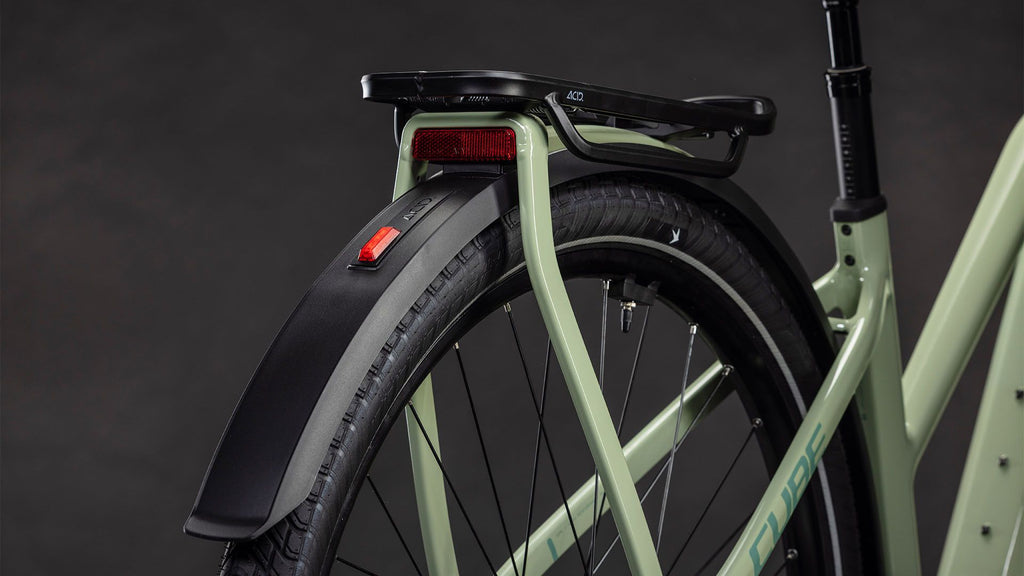 VTC Électrique Cube Kathmandu Hybrid One 800 Trapeze Shimano Cues 10V 800 Wh 700 mm Vert Pea 2026