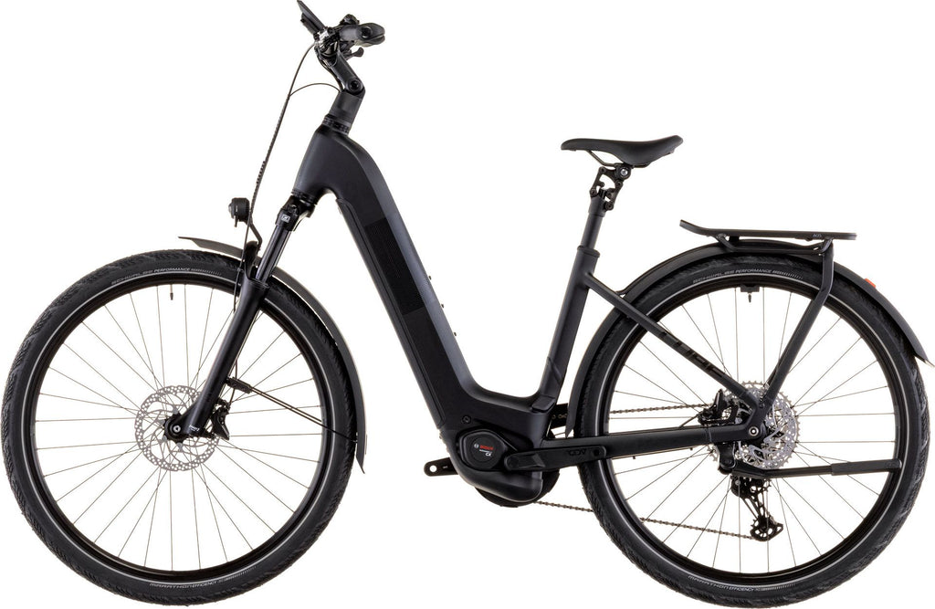 VTC Électrique Cube Kathmandu Hybrid Pro 800 Easy Entry Shimano Deore/Deore XT 12V 800 Wh 700 mm Noir Coal 2026