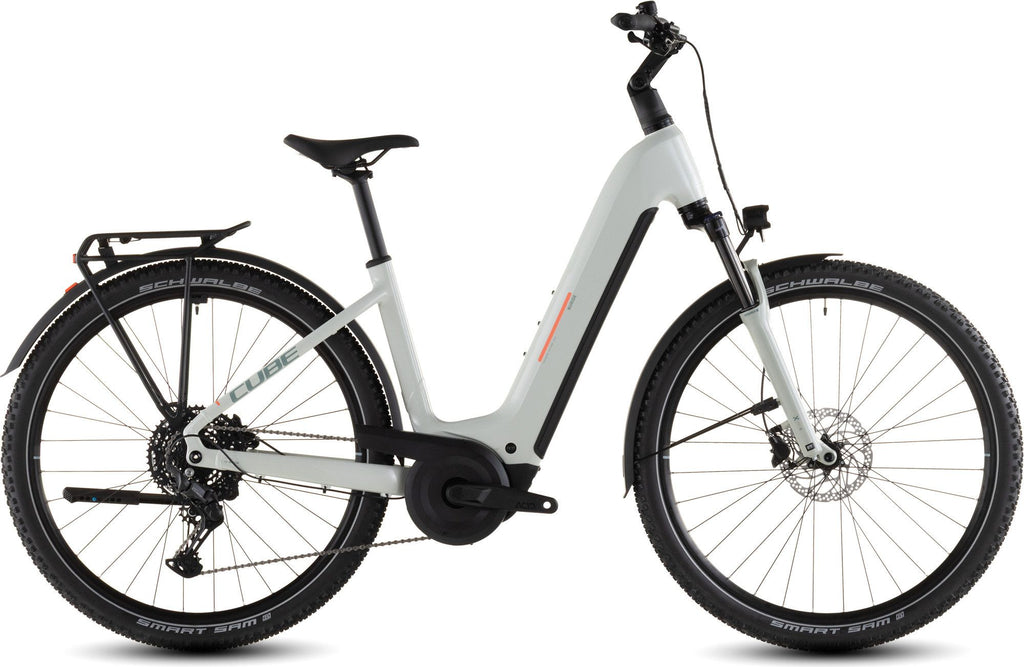 VTC Électrique Cube Nuride Hybrid Performance 600 Easy Entry Shimano Cues 10V 600 Wh 29'' Beige Desert Stone Vert 2026