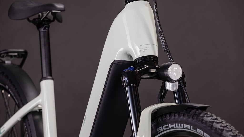 VTC Électrique Cube Nuride Hybrid Performance 600 Easy Entry Shimano Cues 10V 600 Wh 29'' Beige Desert Stone Vert 2026