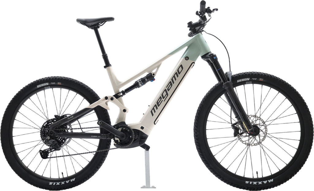 Produit Reconditionné · VTT électrique MEGAMO Flame AL 20+ Beige et Vert 800Wh 2025 · Très bon état