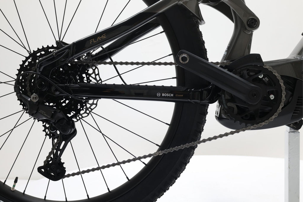 Produit Reconditionné · VTT électrique MEGAMO Flame AL 20+ 800Wh 2025 · Très bon état