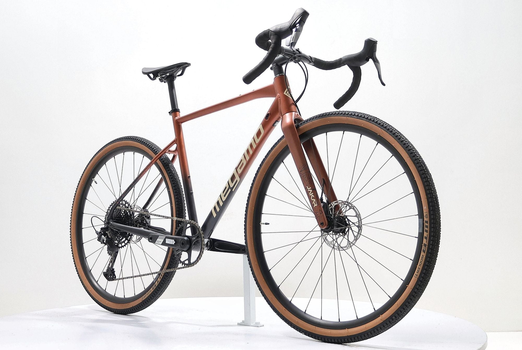 Produit Reconditionné · Vélo de route MEGAMO Jakar 20 Apex 2025 · Très bon état